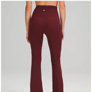 Lululemon Groove Pant Flare (GREYISH PURPLE COLOUR)